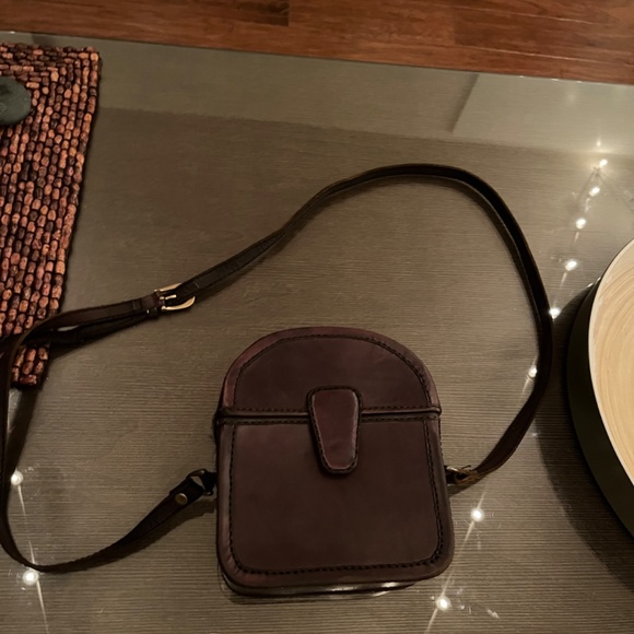 Box purse made of leather with Ankara fabric lining. - Picture 9 of 10